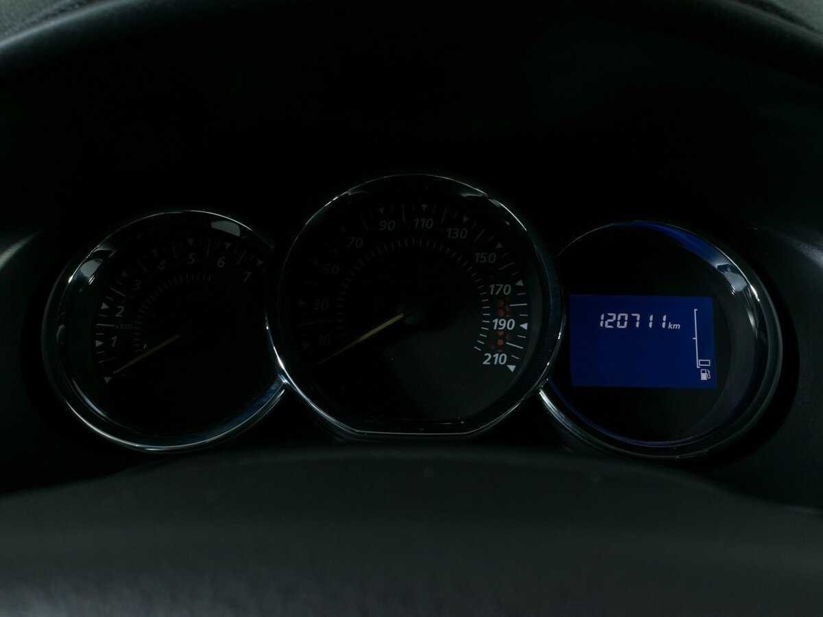 Б/У Рено Сандеро 2017 года. Фото: #11