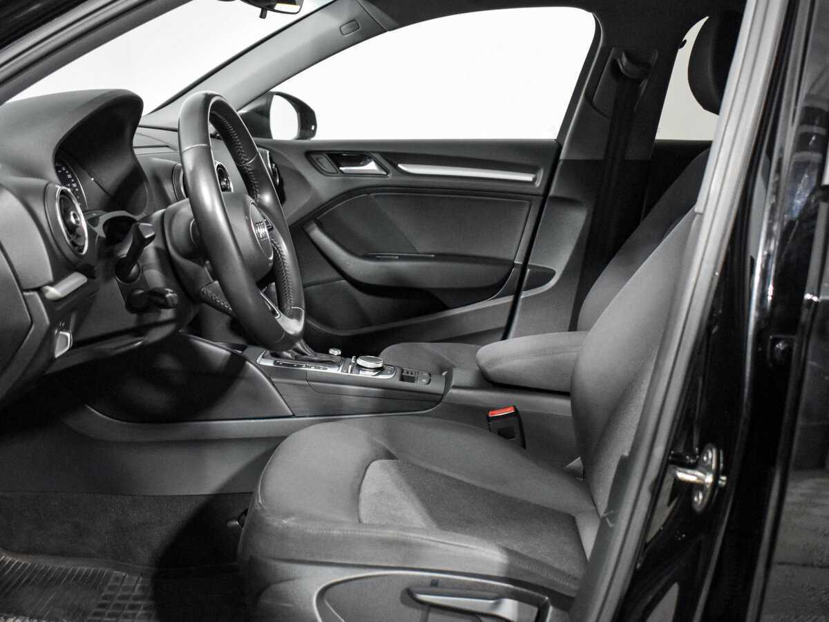 Б/У Ауди А3 2018 года. Фото: #10