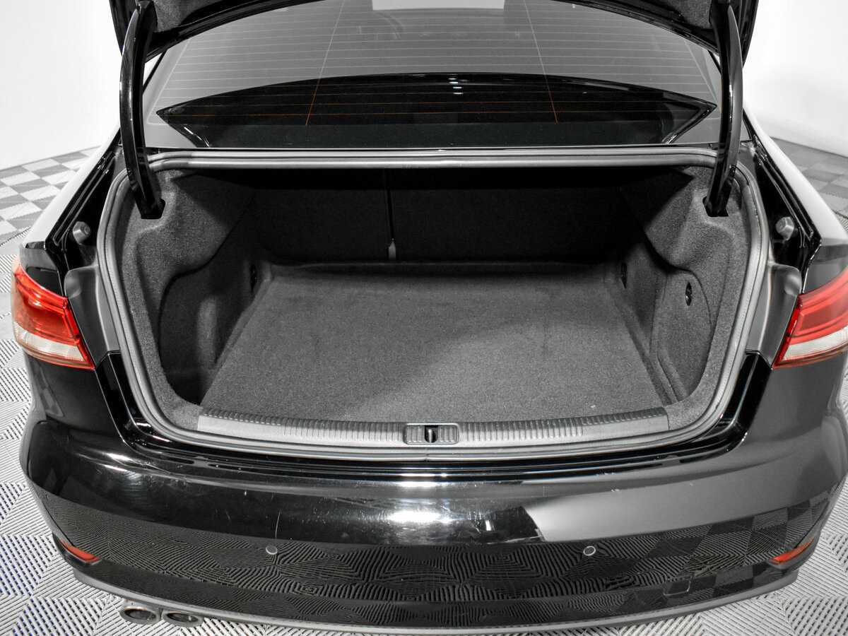 Б/У Ауди А3 2018 года. Фото: #18