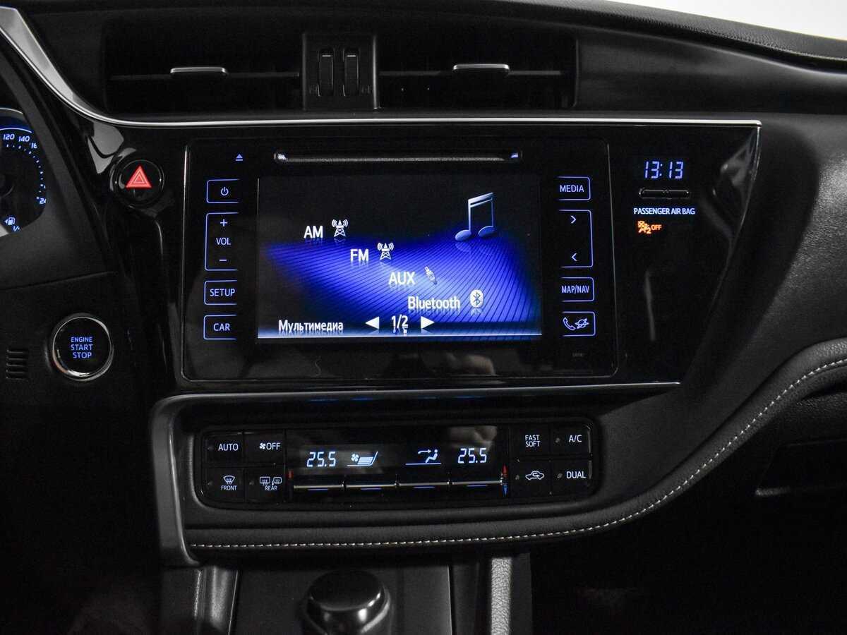 Б/У Тойота Королла 2016 года. Фото: #19