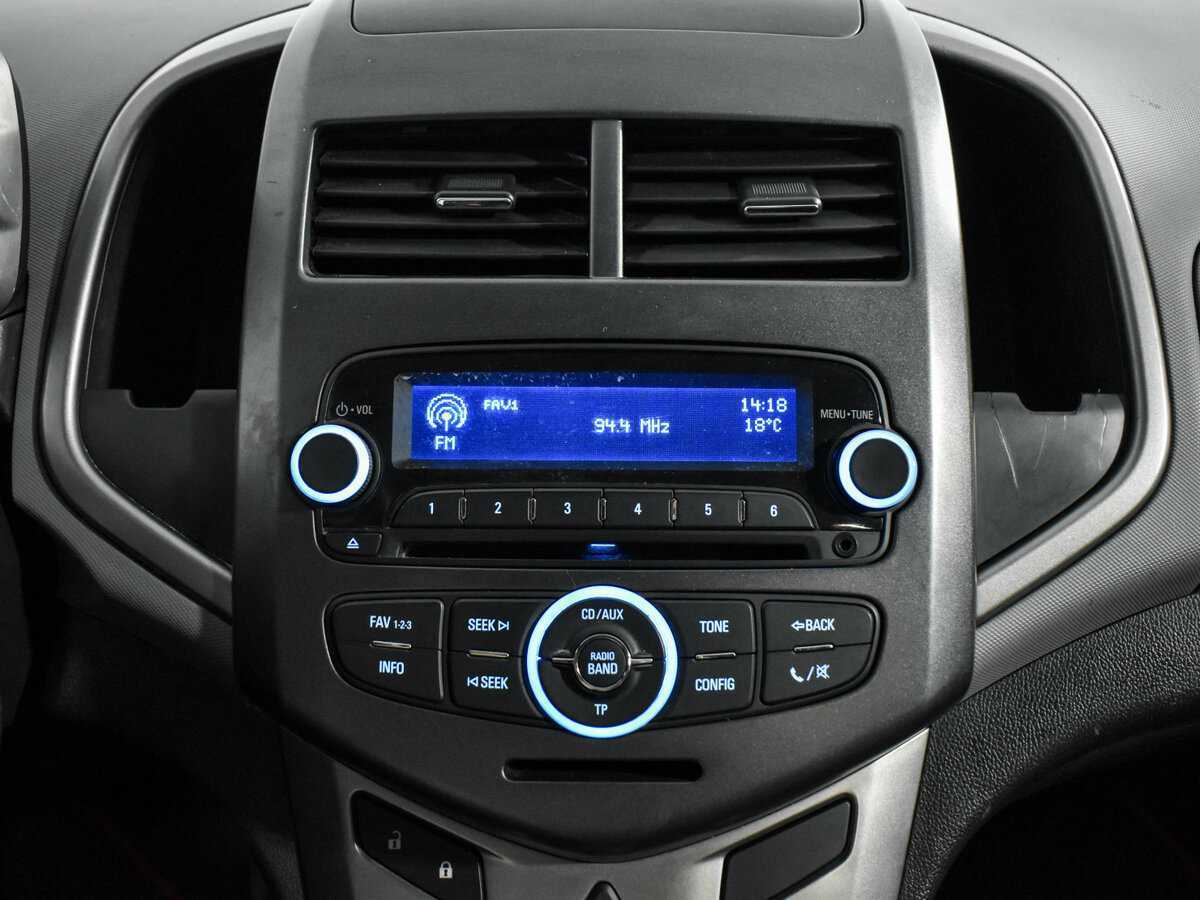 Б/У Шевроле Авео 2014 года. Фото: #15