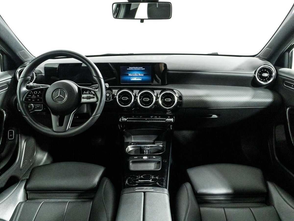 Б/У Мерседес-Бенц А-Класс 2019 года. Фото: #12