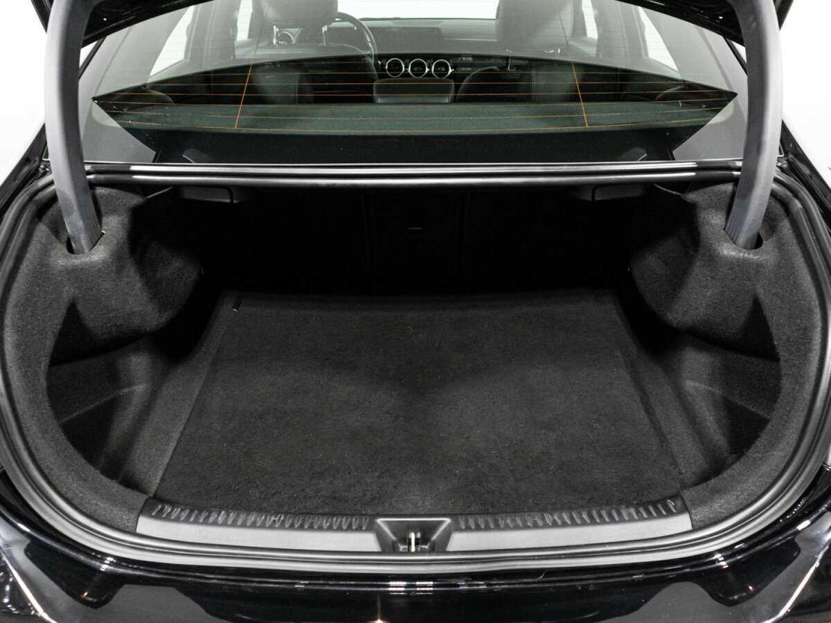 Б/У Мерседес-Бенц А-Класс 2019 года. Фото: #14