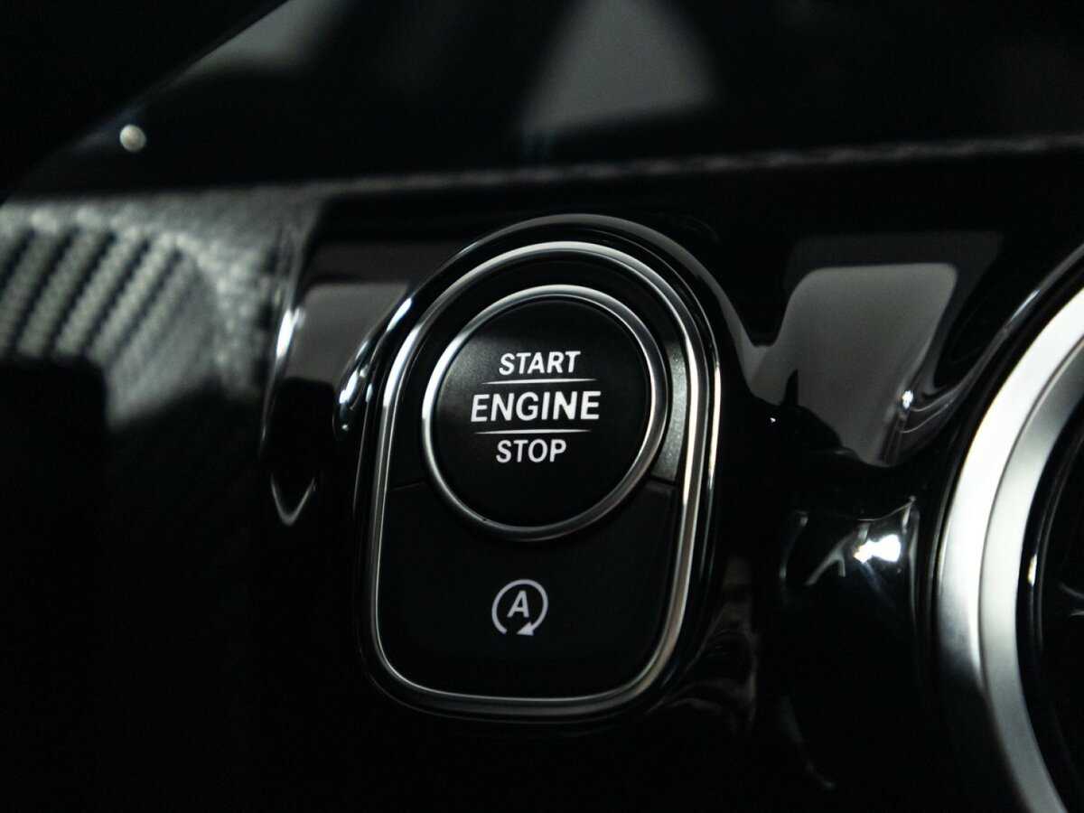 Б/У Мерседес-Бенц А-Класс 2019 года. Фото: #18