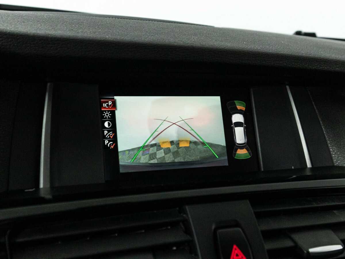 Б/У БМВ Икс3 2015 года. Фото: #17