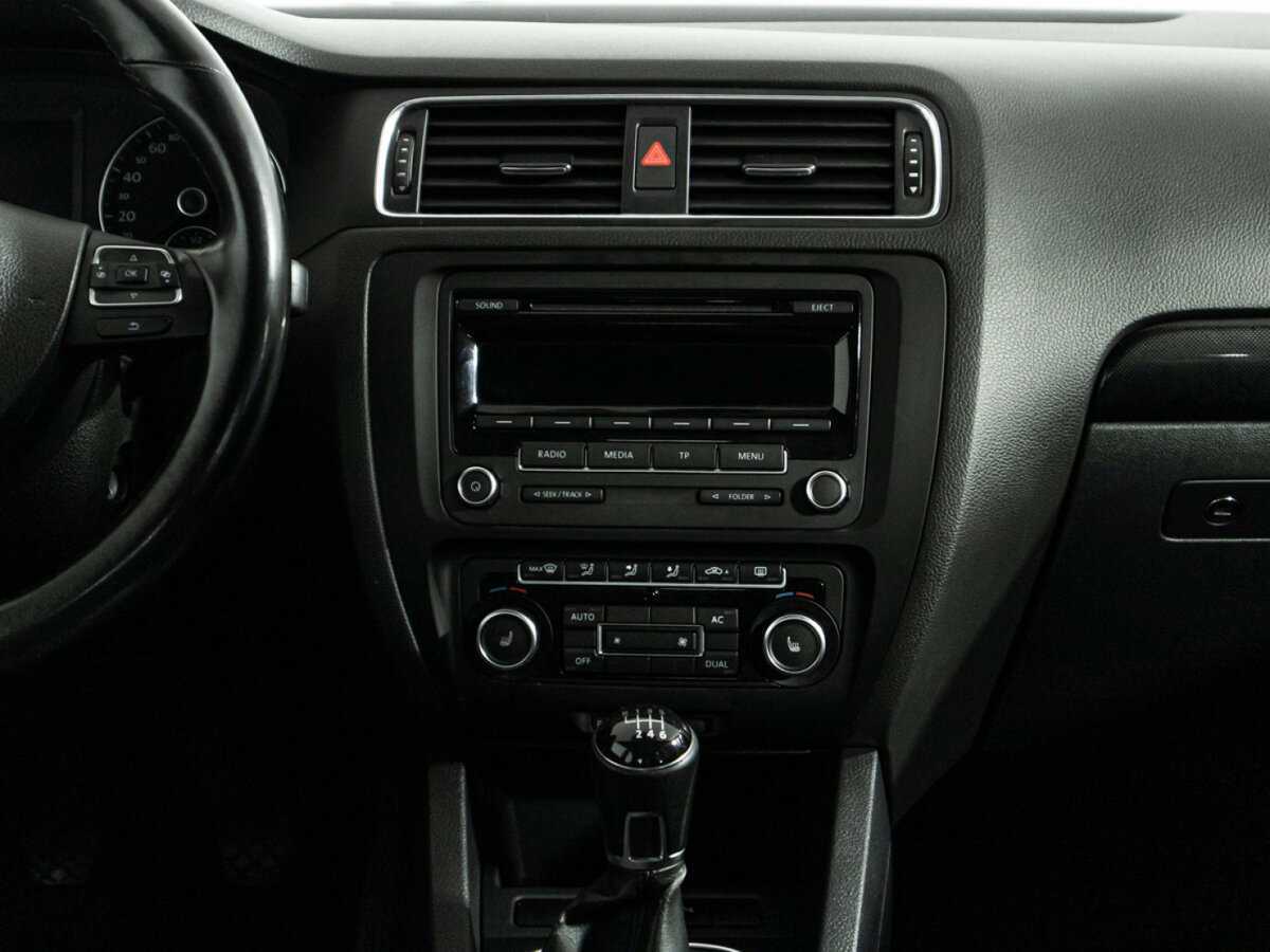 Б/У Фольксваген Джетта 2012 года. Фото: #13