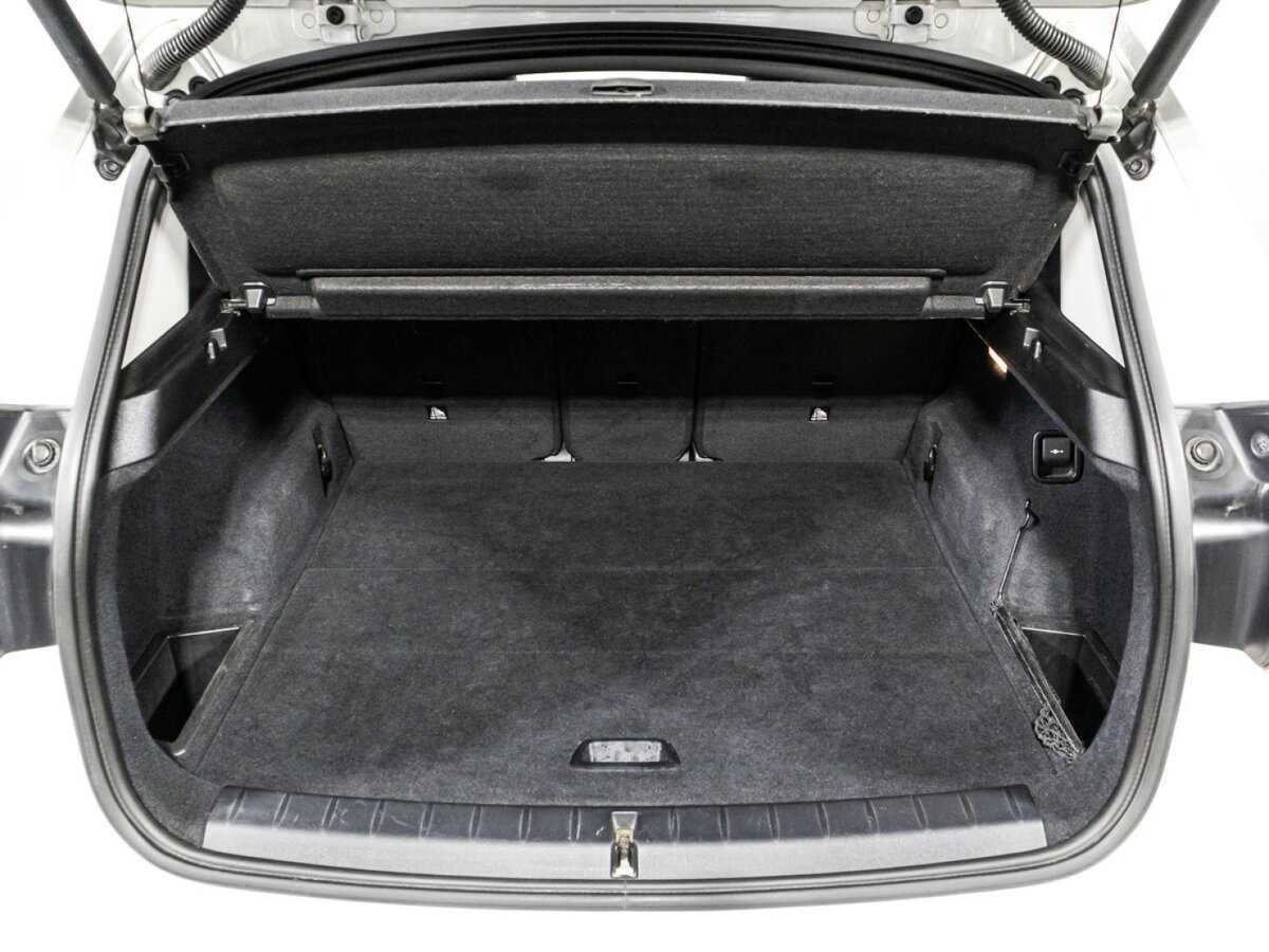 Б/У БМВ Икс1 2016 года. Фото: #14