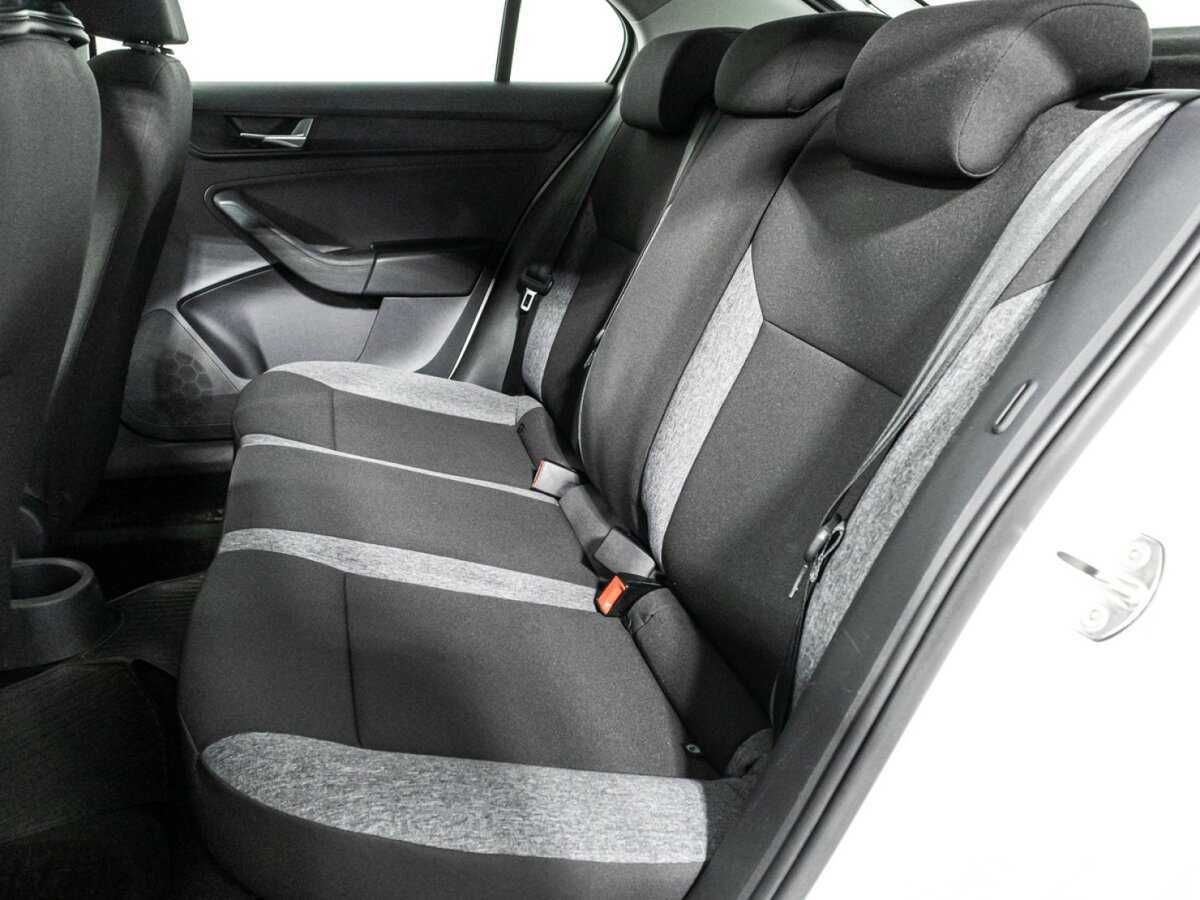 Б/У Шкода Рапид 2021 года. Фото: #9