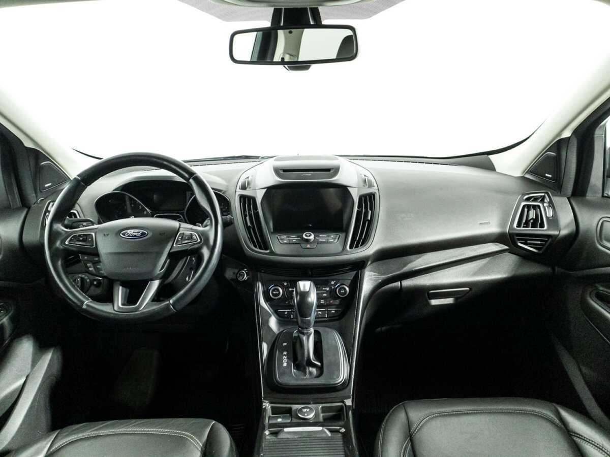 Б/У Форд Куга 2017 года. Фото: #12