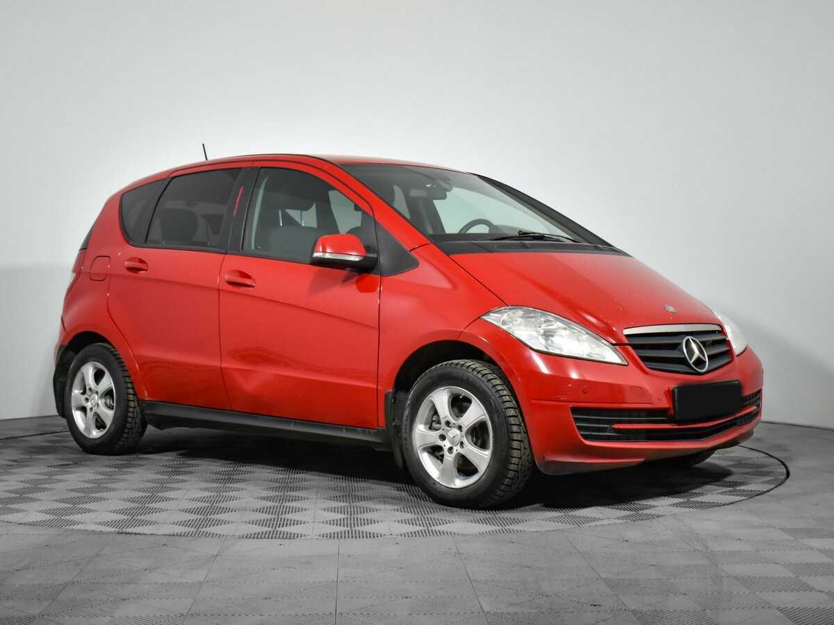 Б/У Мерседес-Бенц А-Класс 2012 года. Фото: #2