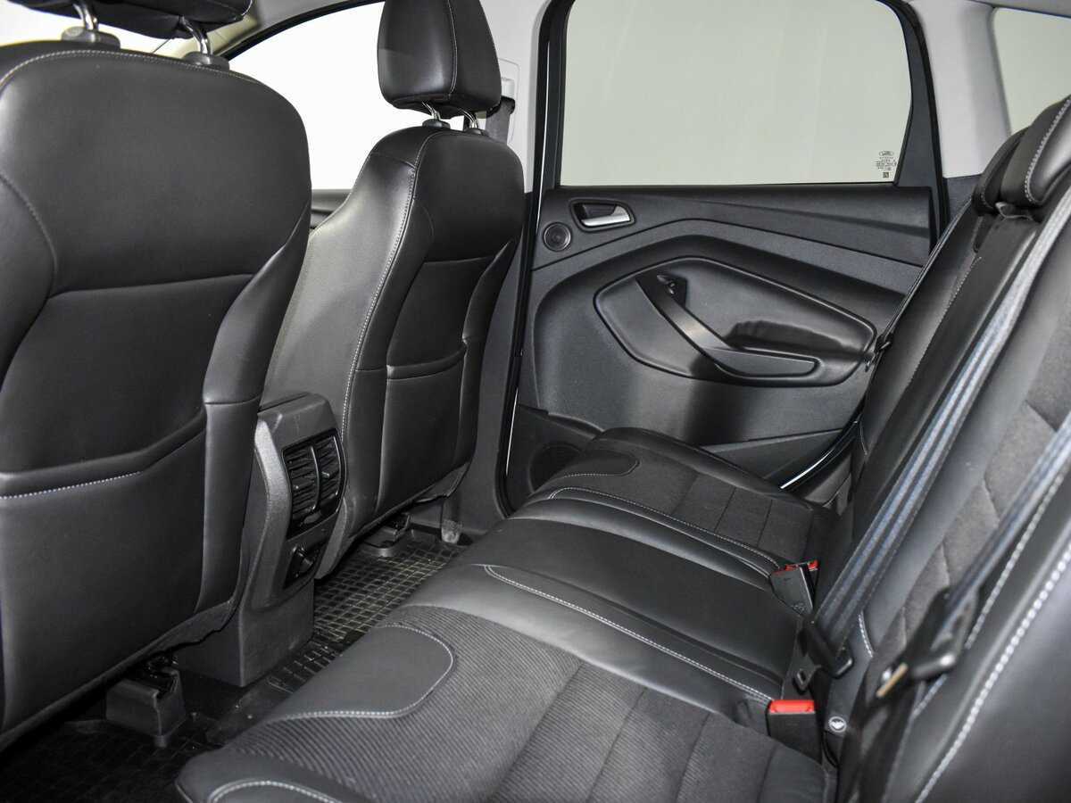 Б/У Форд Куга 2013 года. Фото: #13