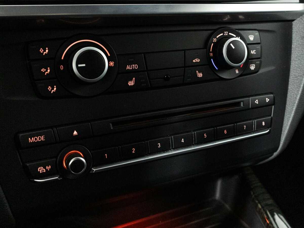 Б/У БМВ Икс3 2014 года. Фото: #14