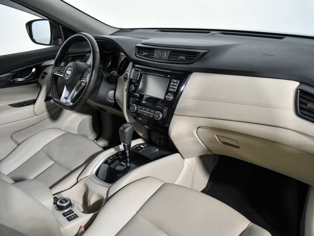 Б/У Ниссан Икс-Трейл 2018 года. Фото: #13