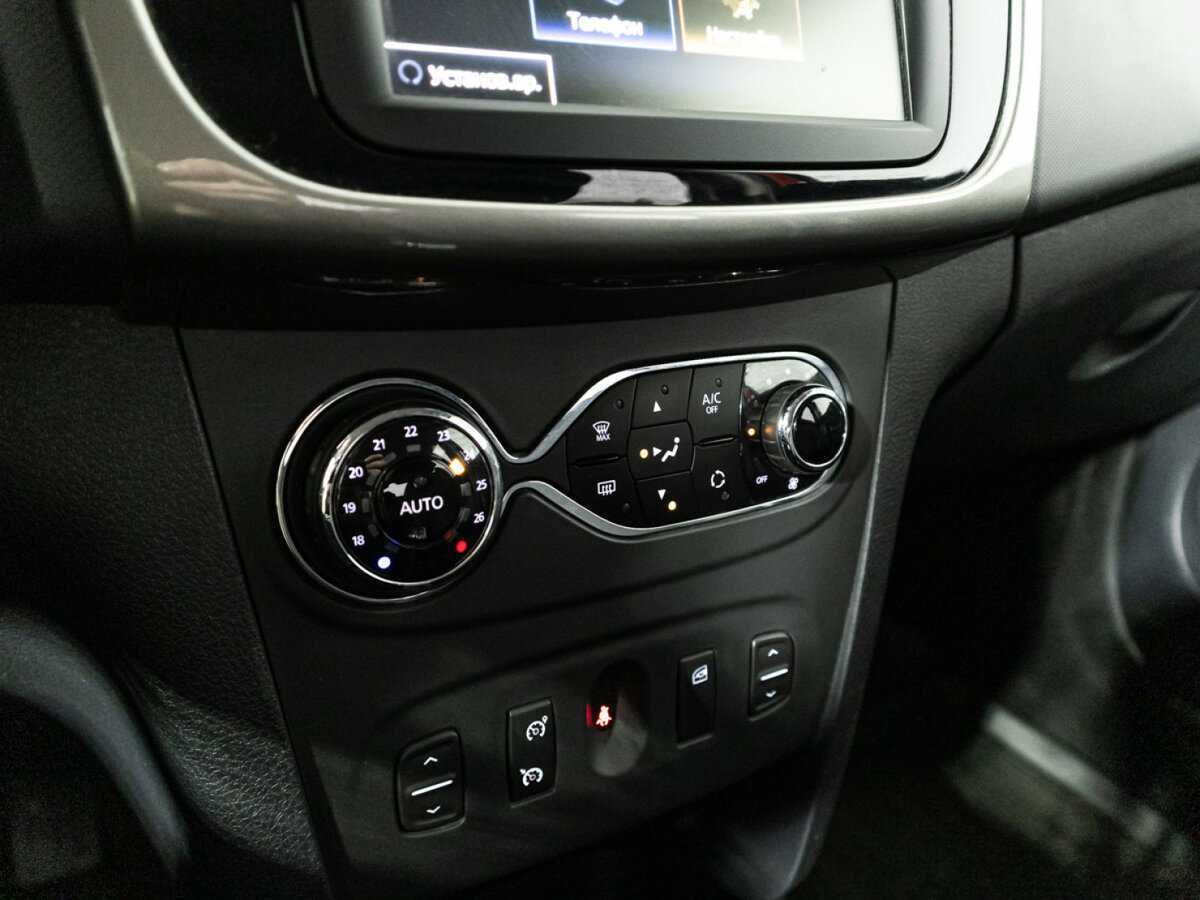 Б/У Рено Сандеро 2020 года. Фото: #15