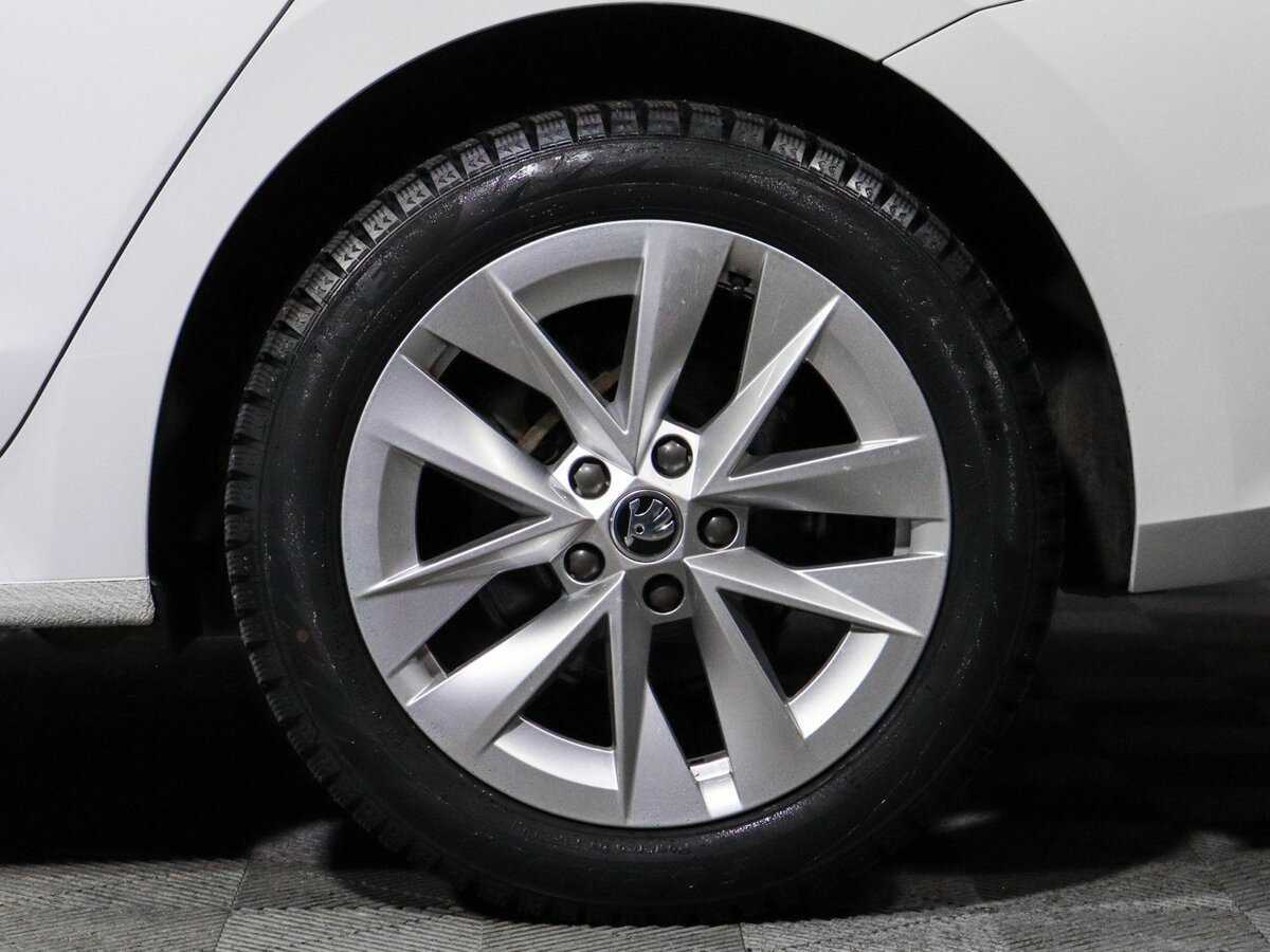 Б/У Шкода Октавия 2020 года. Фото: #14