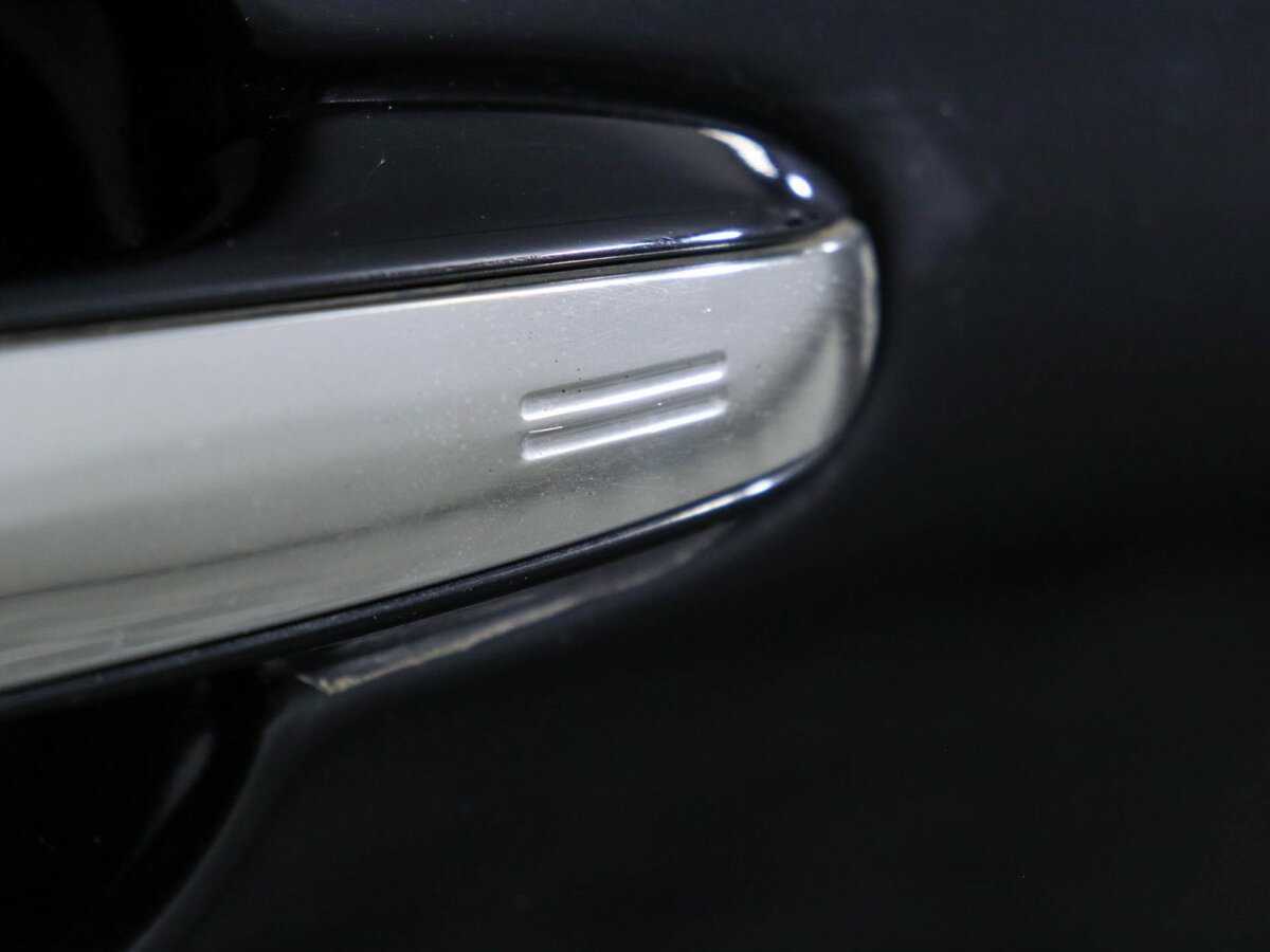 Б/У Тойота Камри 2015 года. Фото: #13