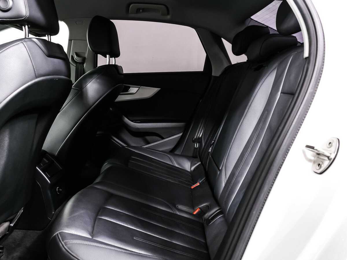 Б/У Ауди А4 2018 года. Фото: #11