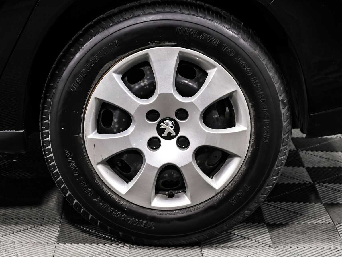 Б/У Пежо 3008 2016 года. Фото: #13