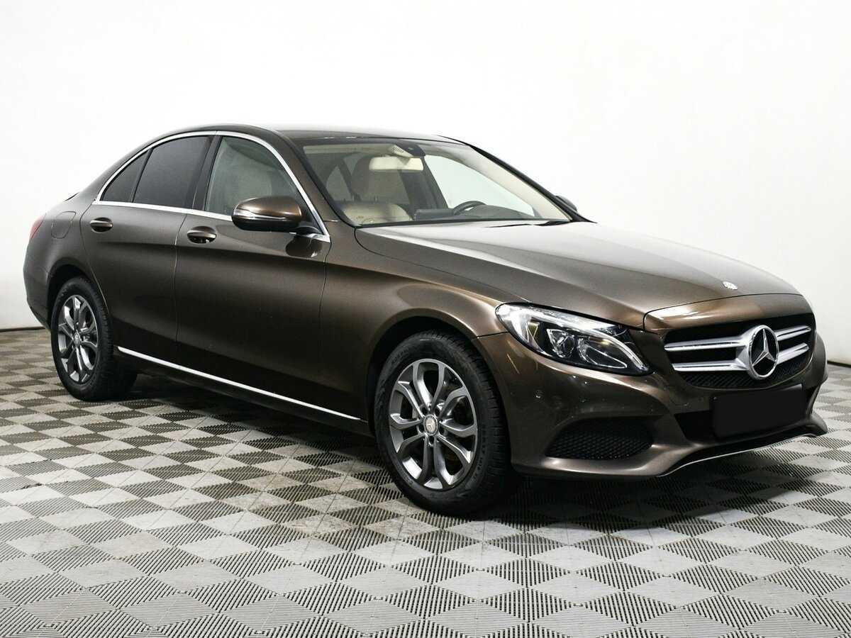 Б/У Мерседес-Бенц Ц-Класс 2015 года. Фото: #2