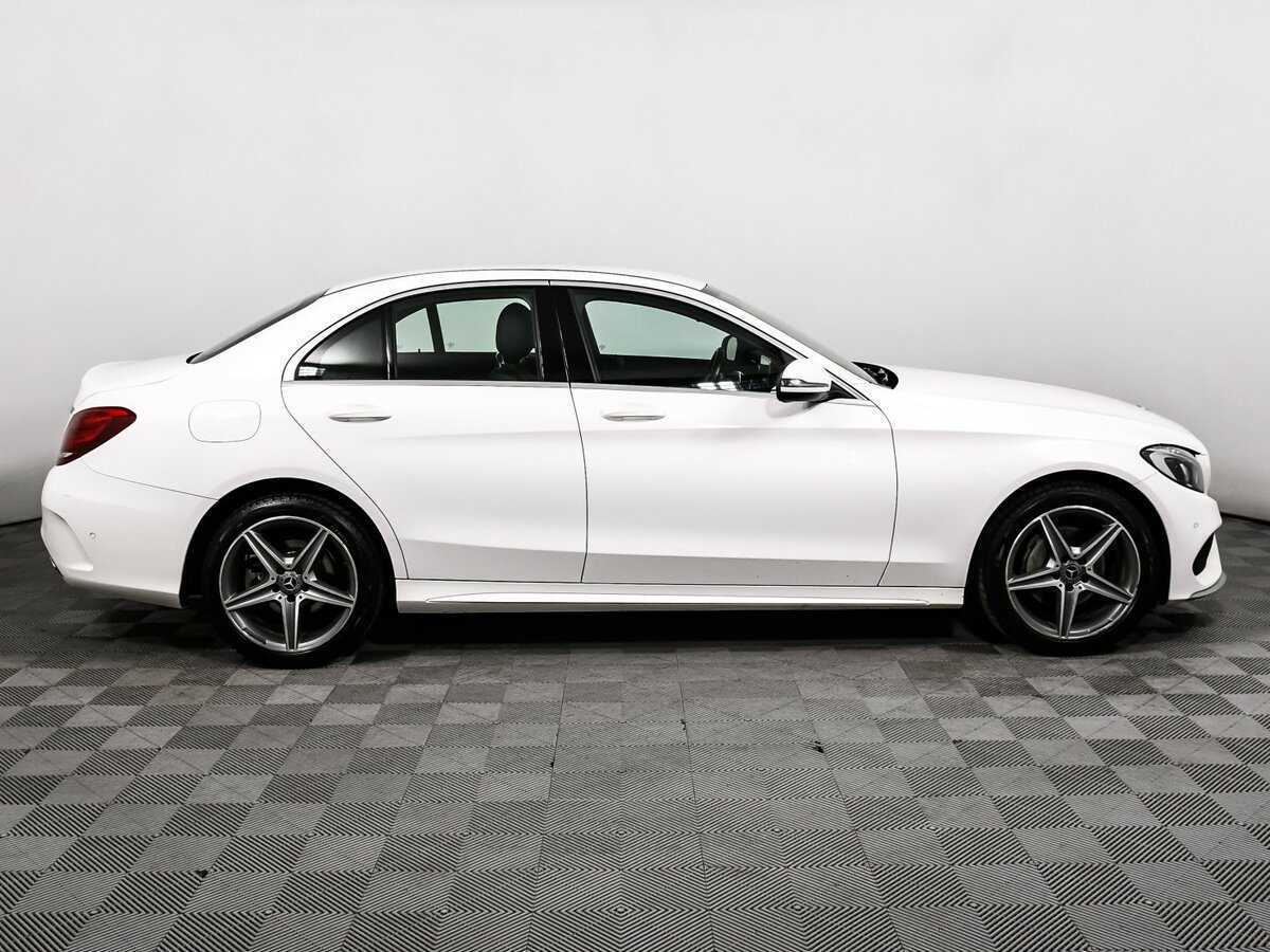 Б/У Мерседес-Бенц Ц-Класс 2017 года. Фото: #3