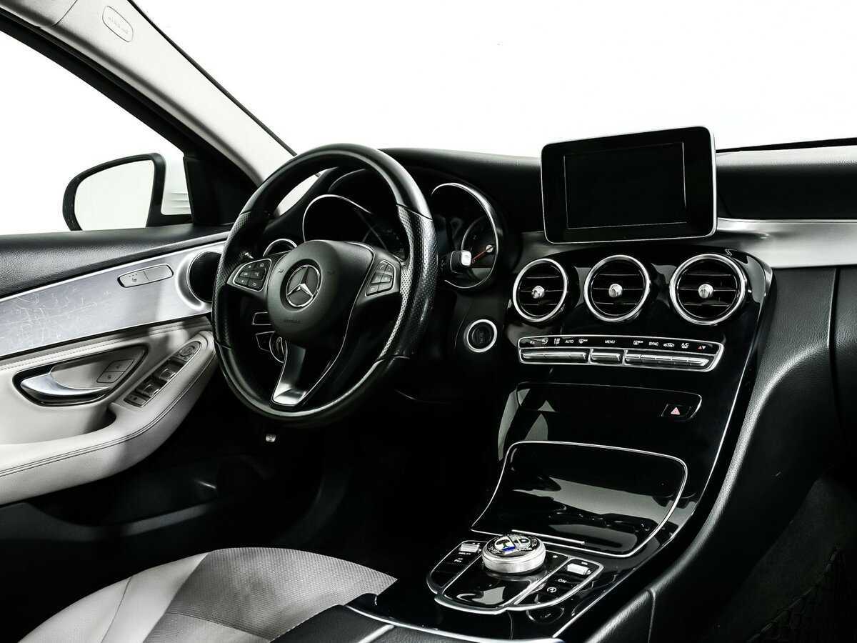 Б/У Мерседес-Бенц Ц-Класс 2014 года. Фото: #8