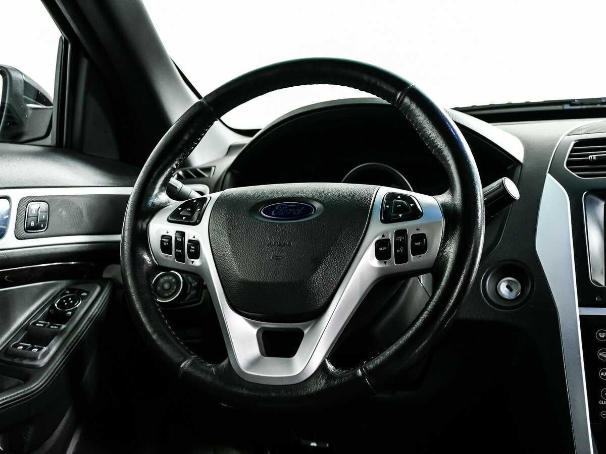 Б/У Форд Експлорер 2013 года. Фото: #15