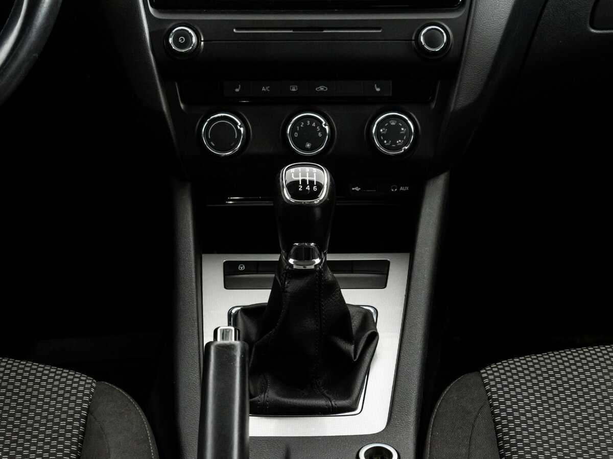 Б/У Шкода Октавия 2017 года. Фото: #9