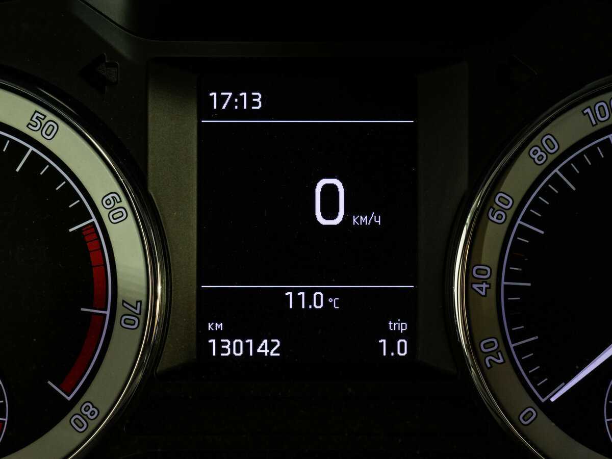 Б/У Шкода Октавия 2017 года. Фото: #13