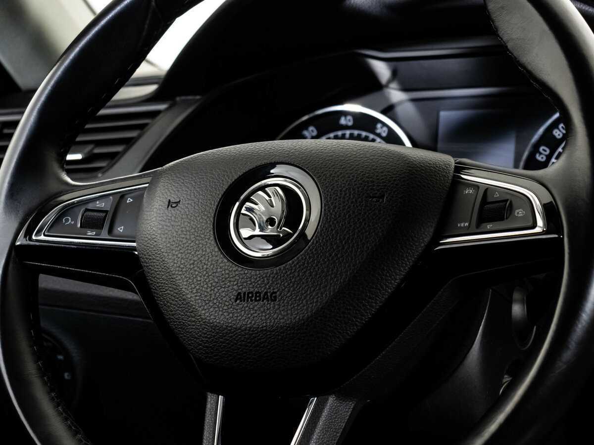 Б/У Шкода Суперб 2018 года. Фото: #10