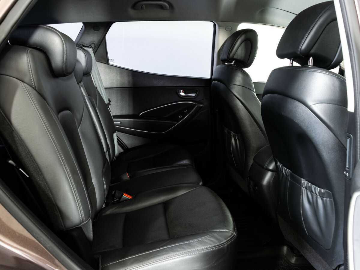 Б/У Хендай Санта Фе 2015 года. Фото: #13