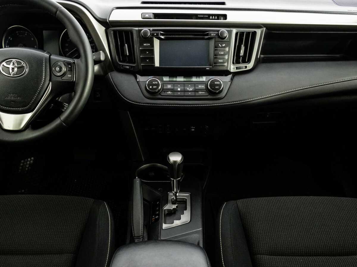 Б/У Тойота Рав4 2015 года. Фото: #11