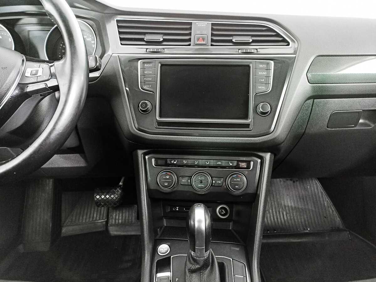 Б/У Фольксваген Тигуан 2017 года. Фото: #11