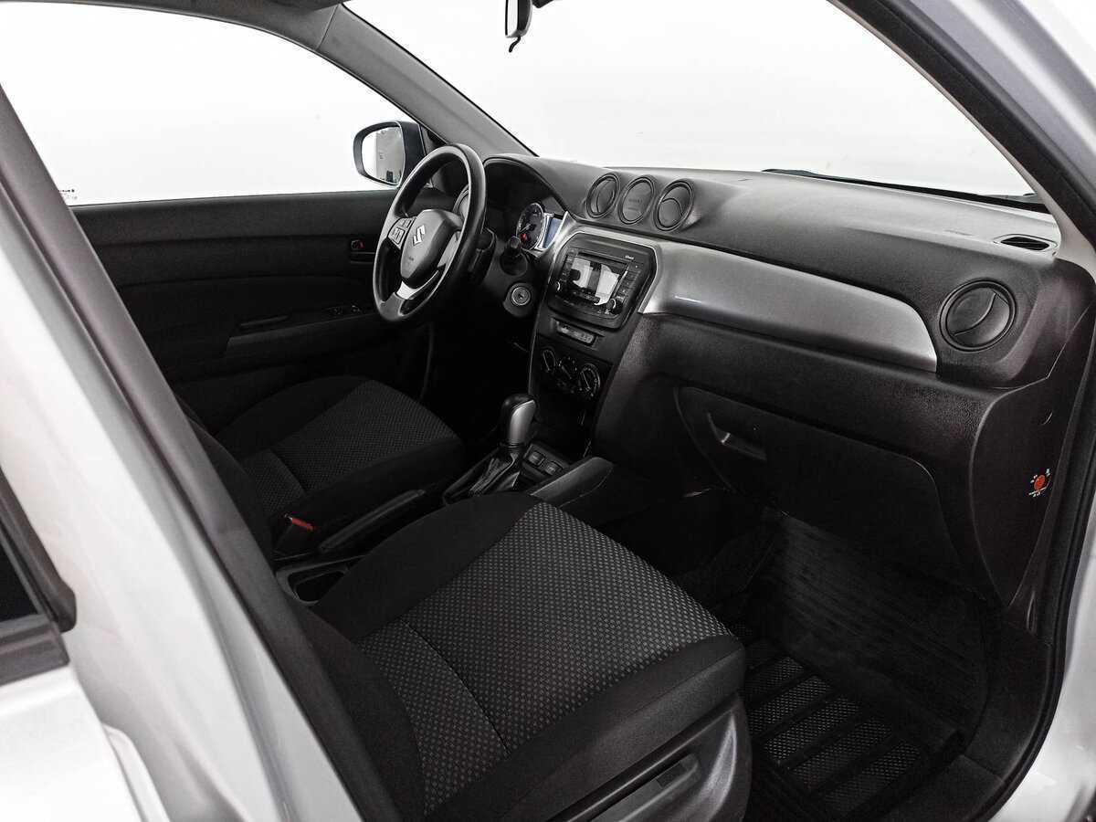 Б/У Сузуки Витара 2018 года. Фото: #8