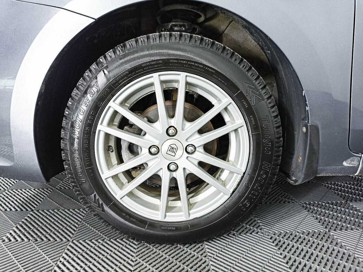 Б/У Киа Рио 2018 года. Фото: #17