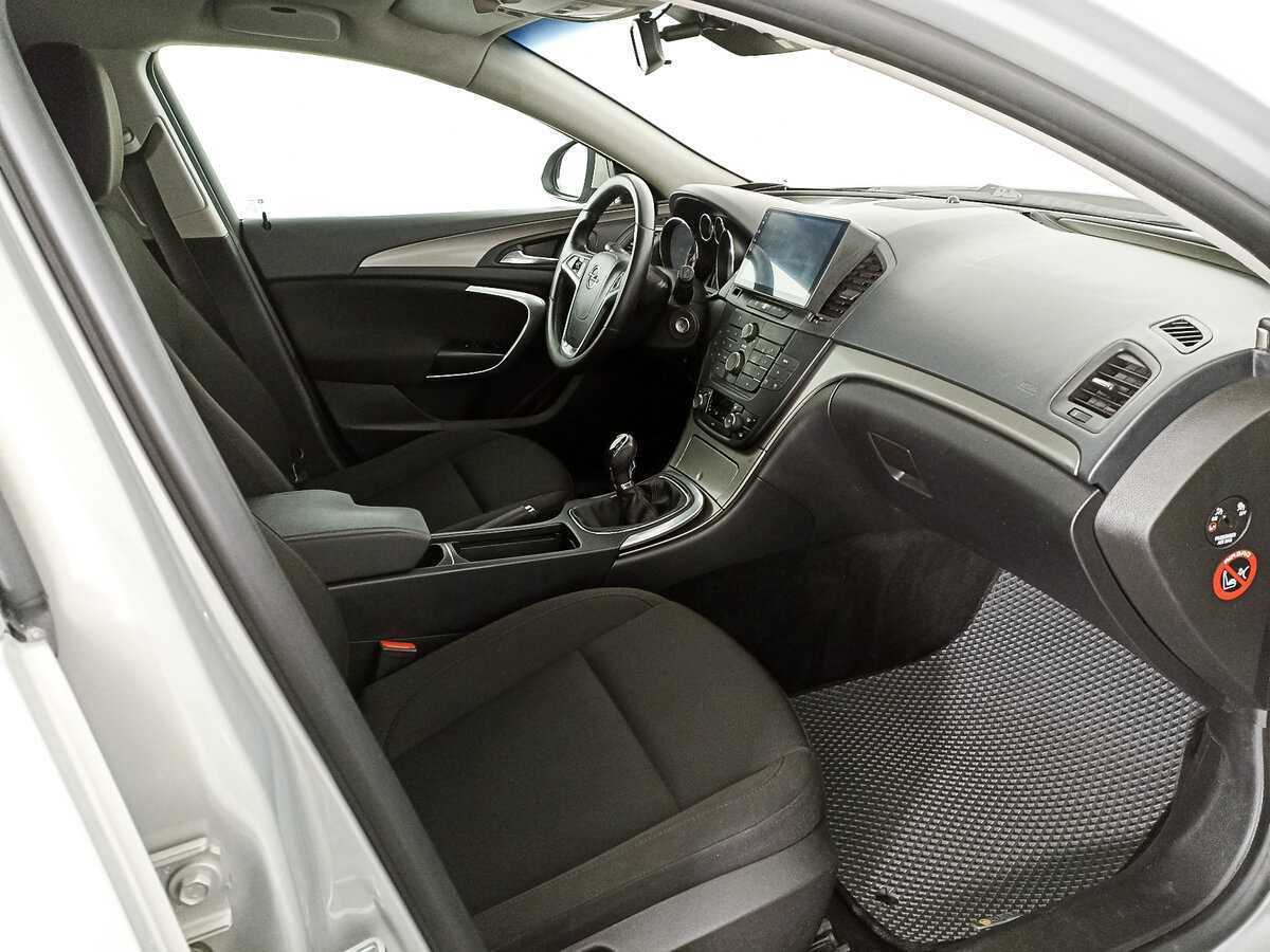 Б/У Опель Инсигния 2012 года. Фото: #7