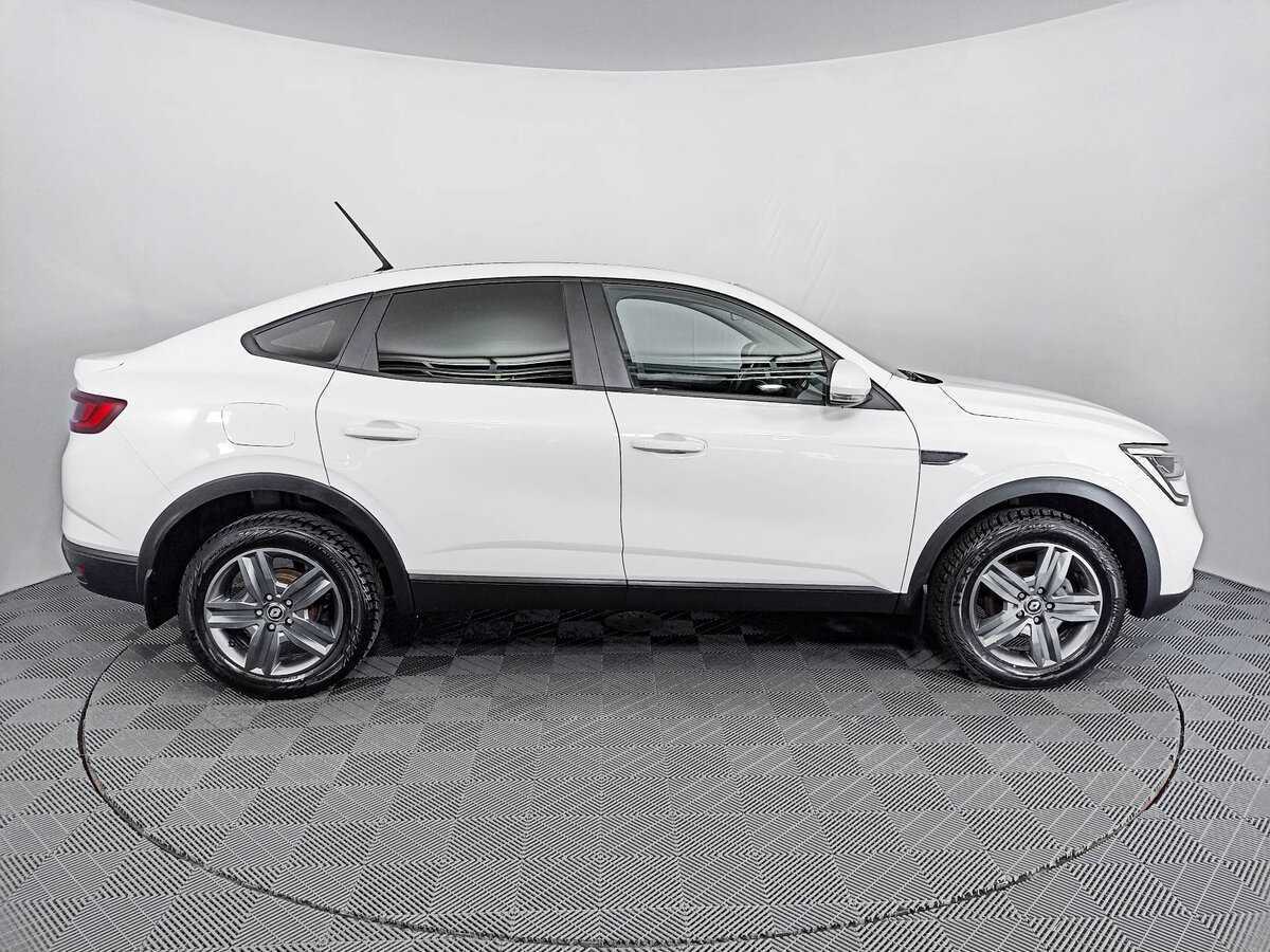 Б/У Рено Аркана 2021 года. Фото: #3