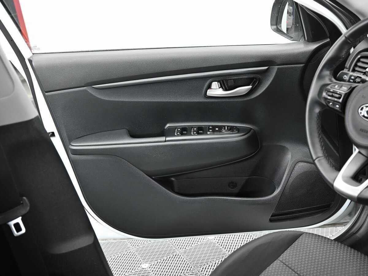 Б/У Киа Рио 2020 года. Фото: #5