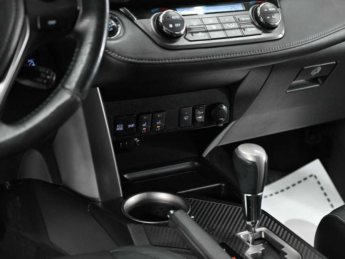 Б/У Тойота Рав4 2013 года. Фото: #9