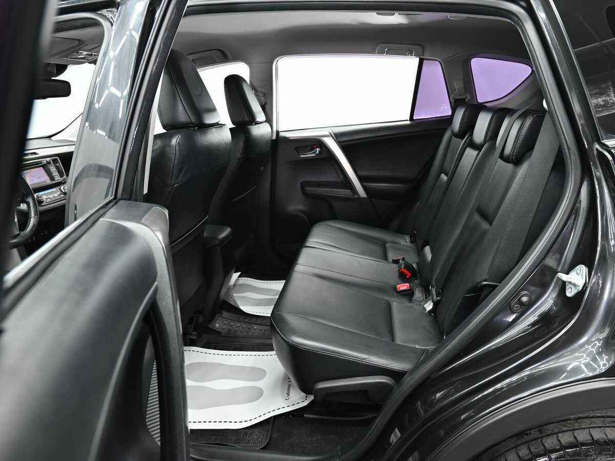 Б/У Тойота Рав4 2013 года. Фото: #14