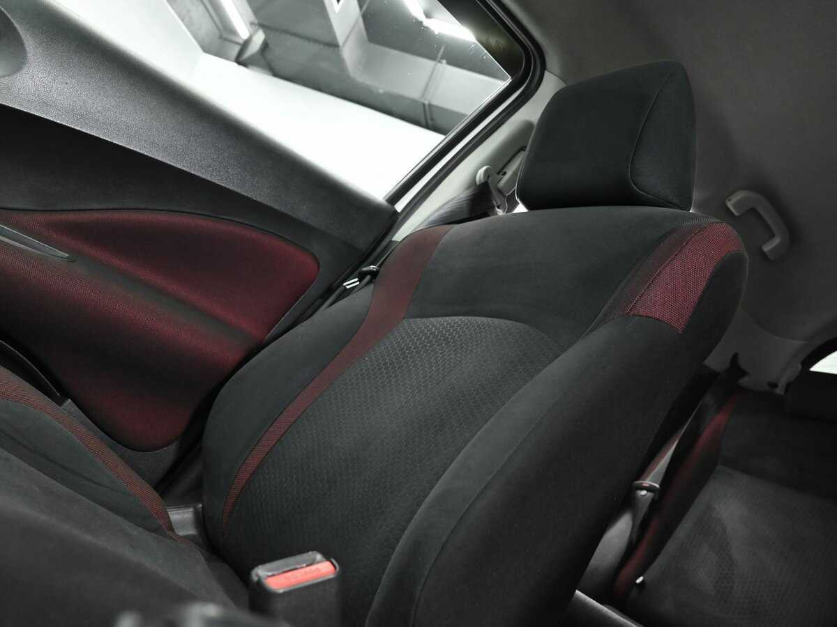 Б/У Ниссан Жук 2012 года. Фото: #7