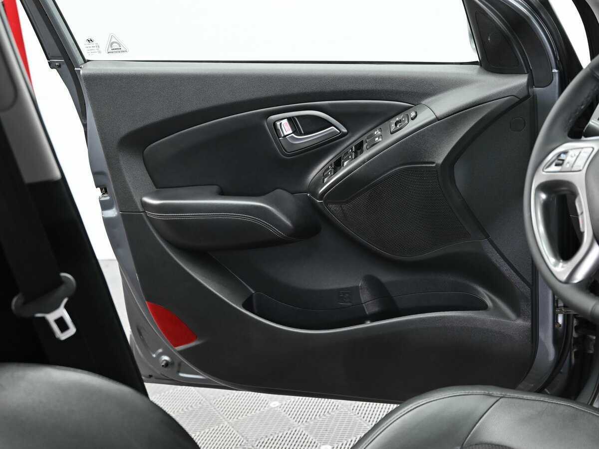 Б/У Хендай ай-икс35 2013 года. Фото: #6