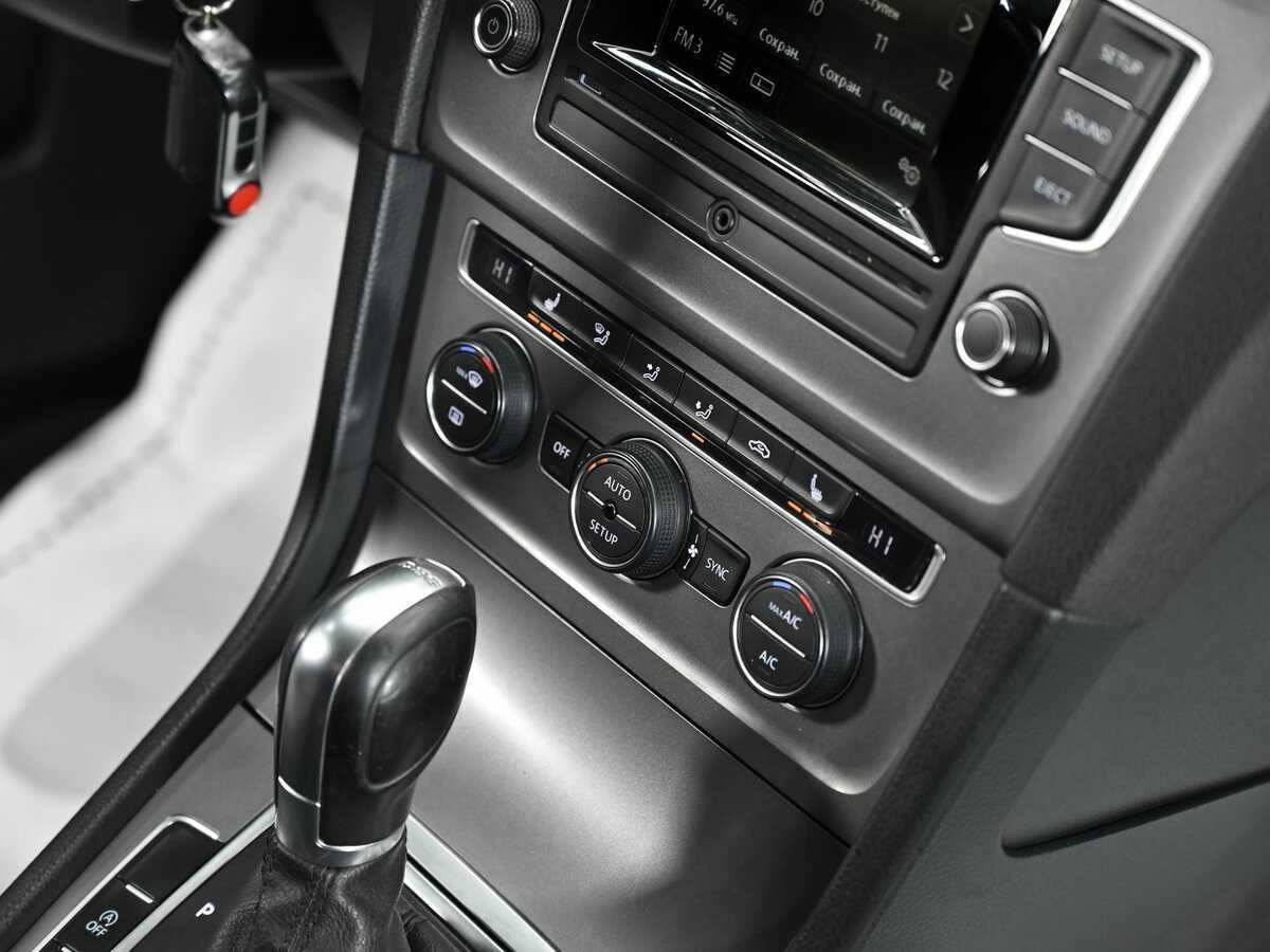 Б/У Фольксваген Гольф 2013 года. Фото: #10