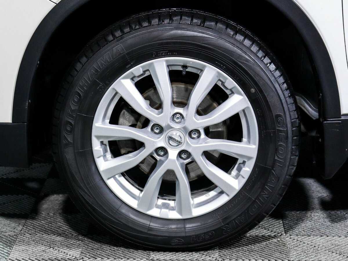 Б/У Ниссан Икс-Трейл 2019 года. Фото: #11