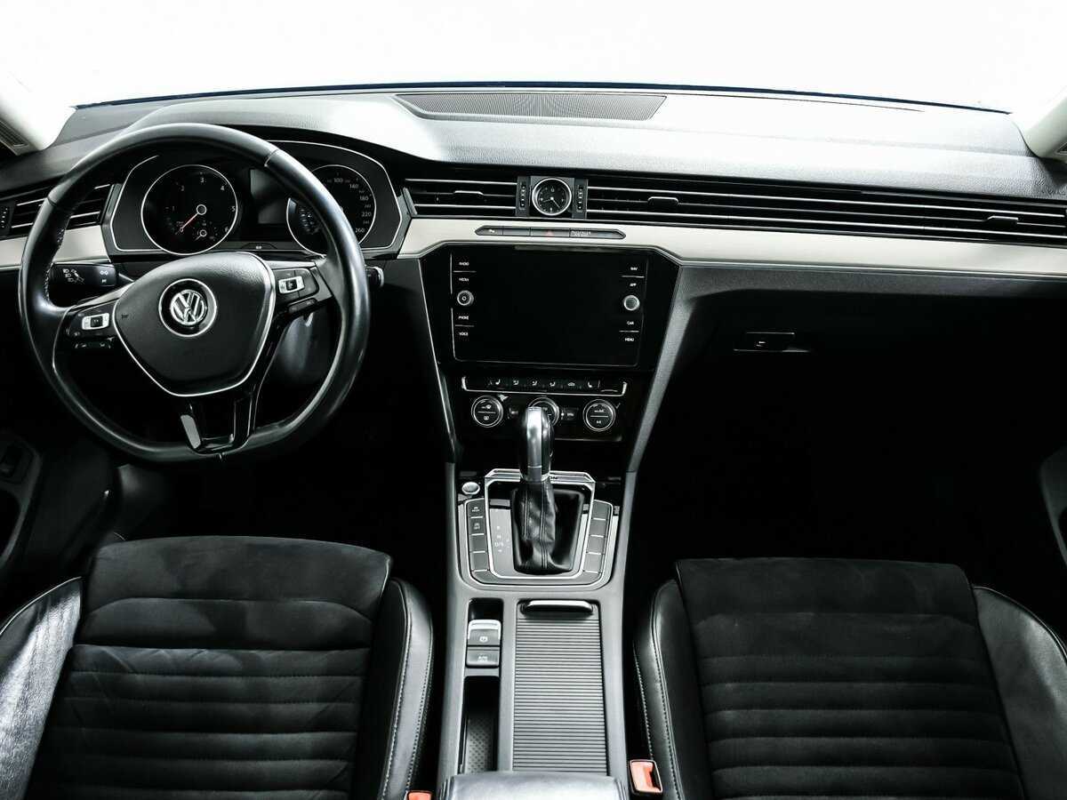 Б/У Фольксваген Пассат 2018 года. Фото: #10