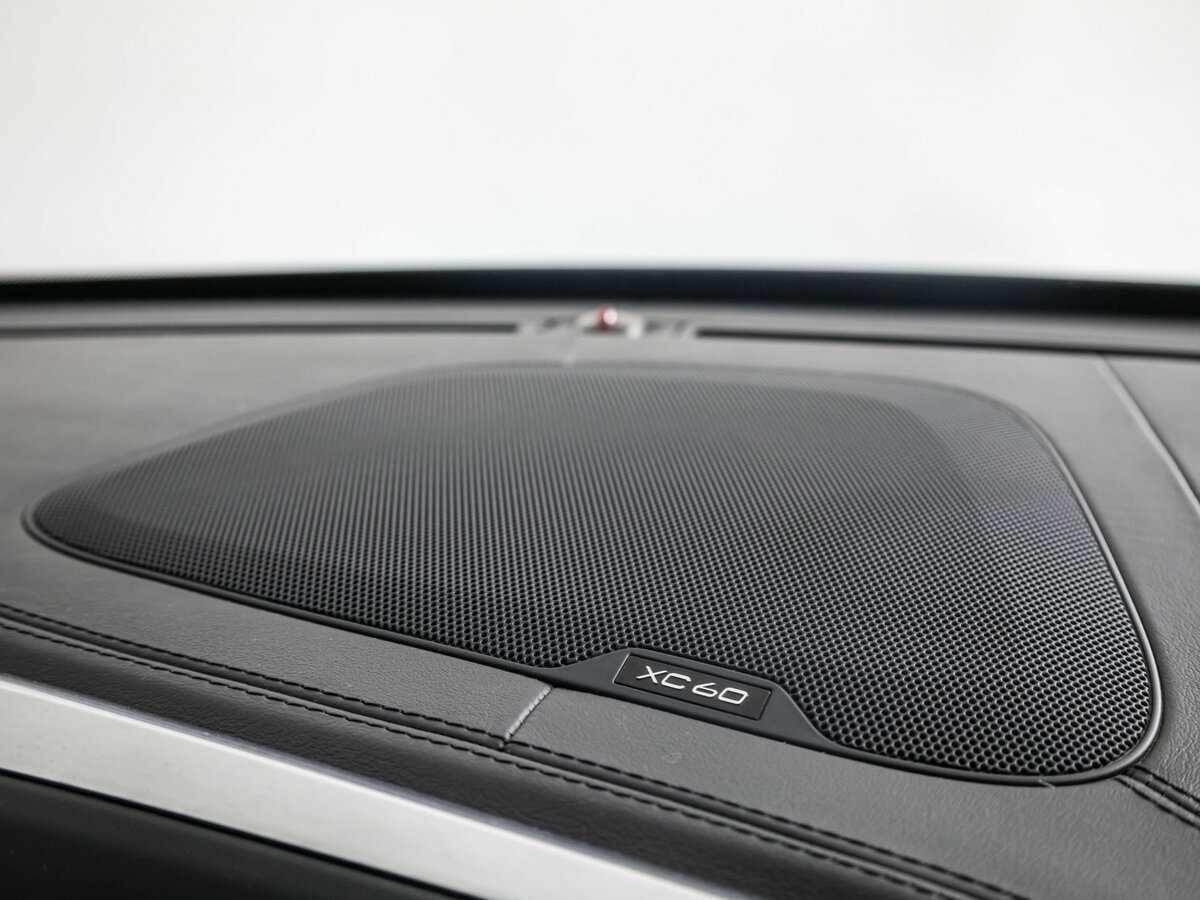 Б/У Вольво ИксЦ60 2014 года. Фото: #19