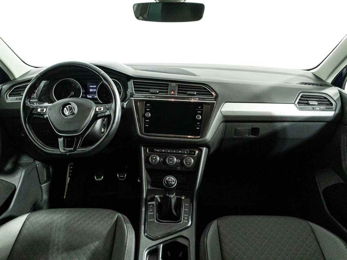 Б/У Фольксваген Тигуан 2019 года. Фото: #12