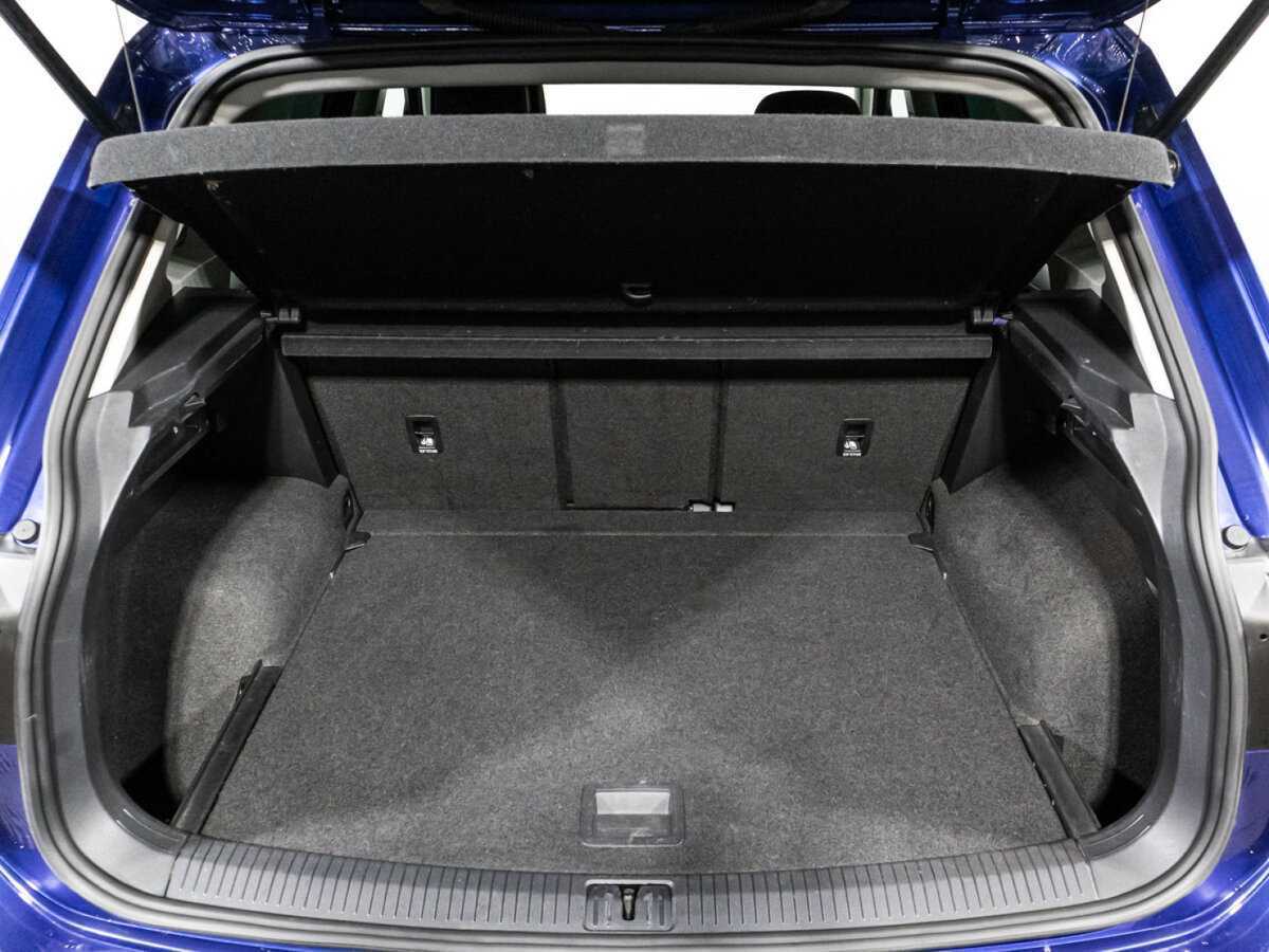 Б/У Фольксваген Тигуан 2019 года. Фото: #14