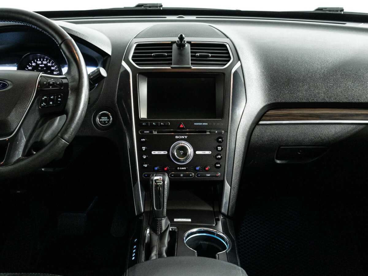 Б/У Форд Експлорер 2015 года. Фото: #13