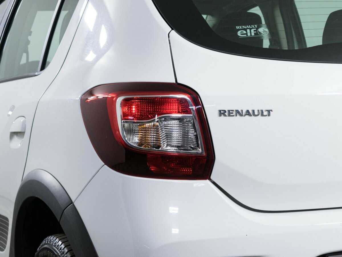 Б/У Рено Сандеро 2018 года. Фото: #14