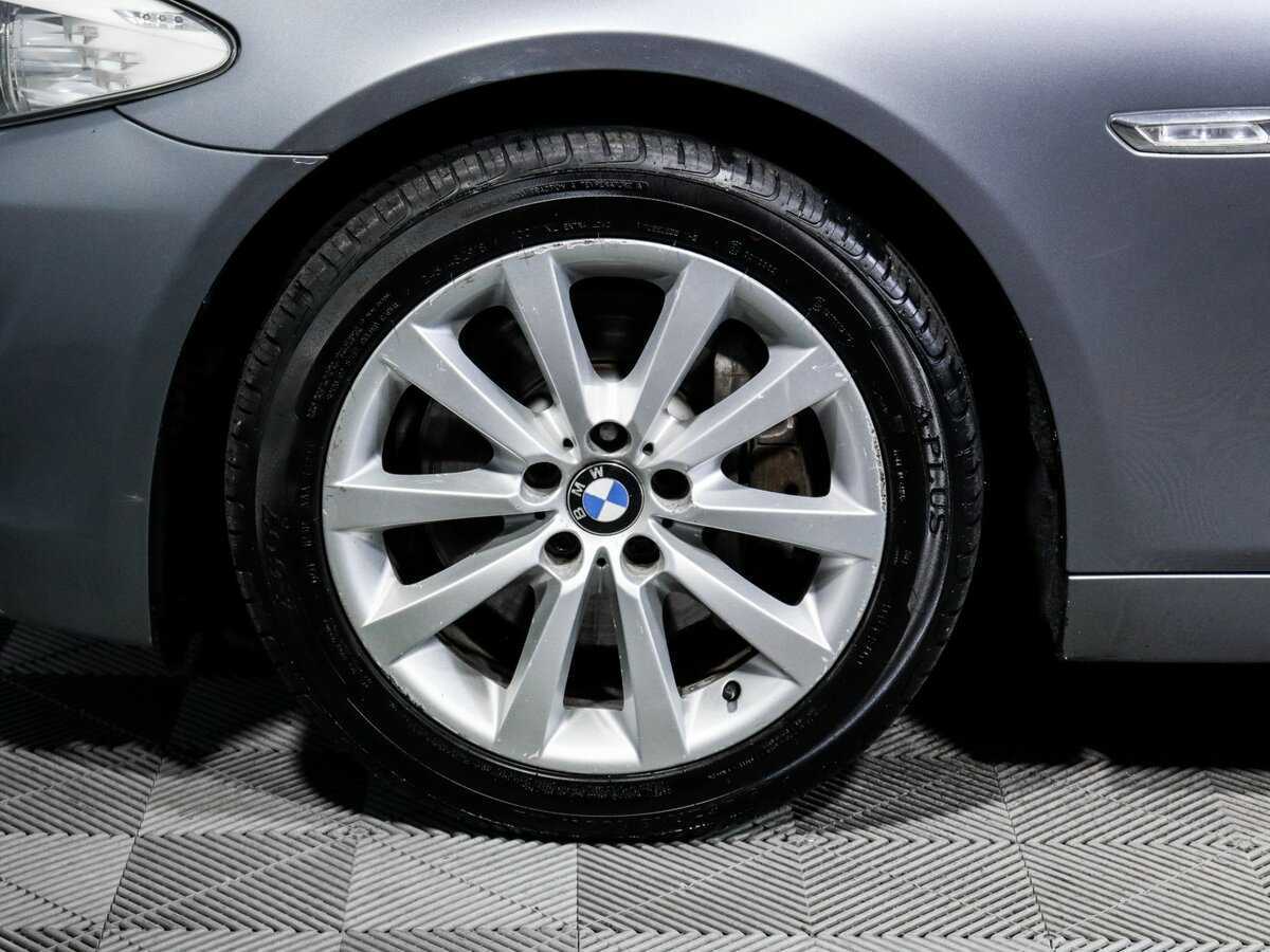 Б/У БМВ 5 серии 2013 года. Фото: #11